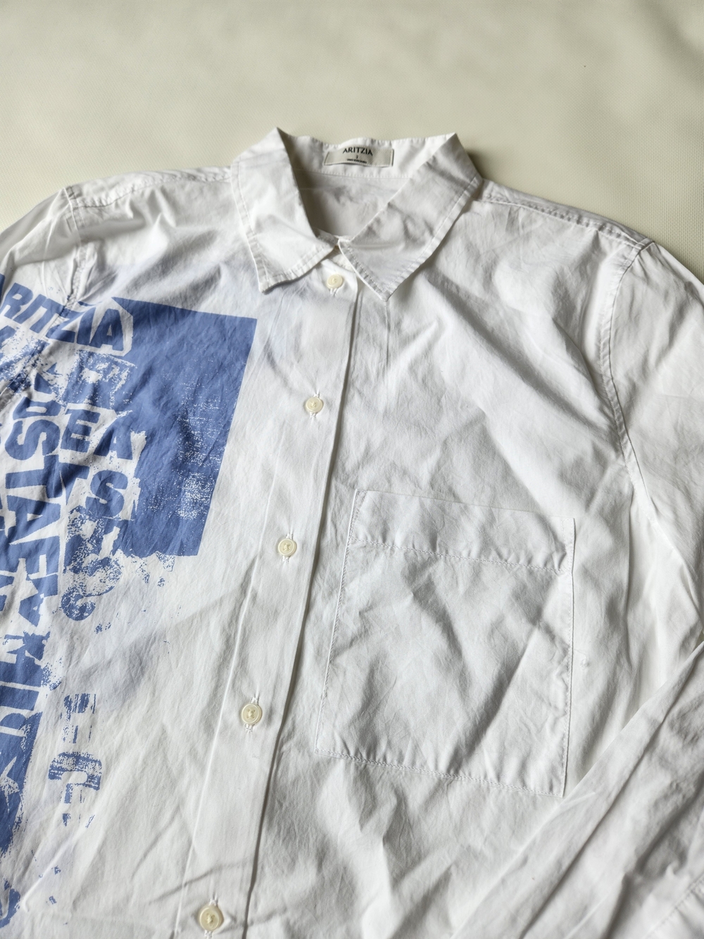 Aritzia NWOT Womens Size 2 White Blue Graphic Button Down Oversized Shirt - Picture 3 of 9